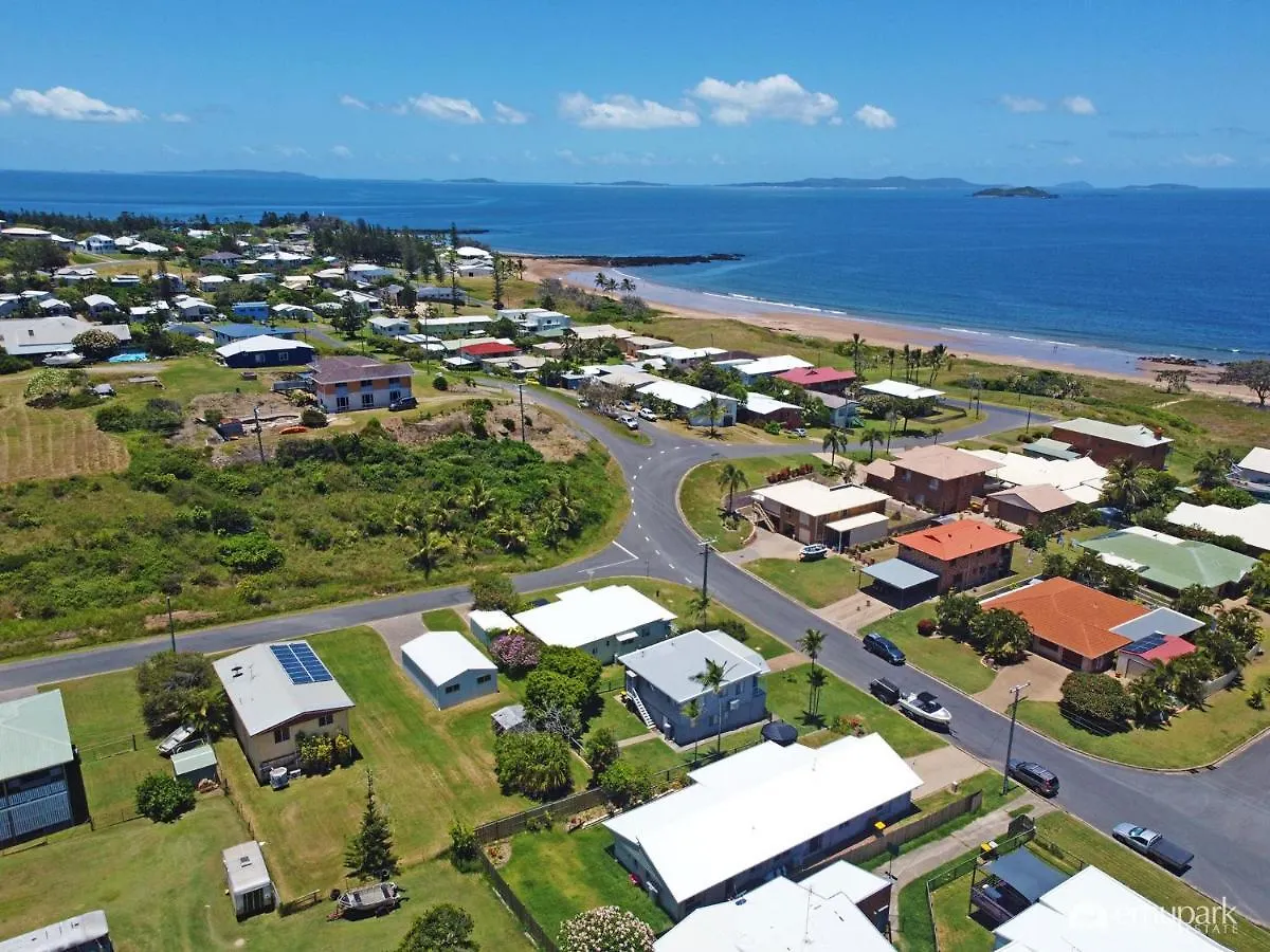 The Shelly Shack Vila Emu Park 0*,  Austrália